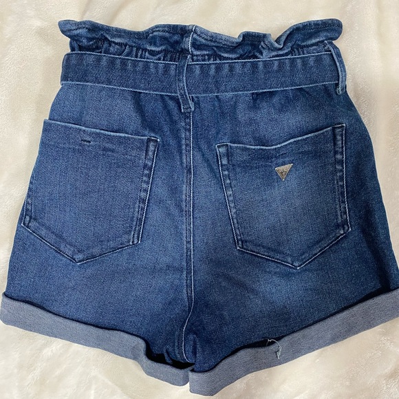 Guess shorts - Picture 2 of 2